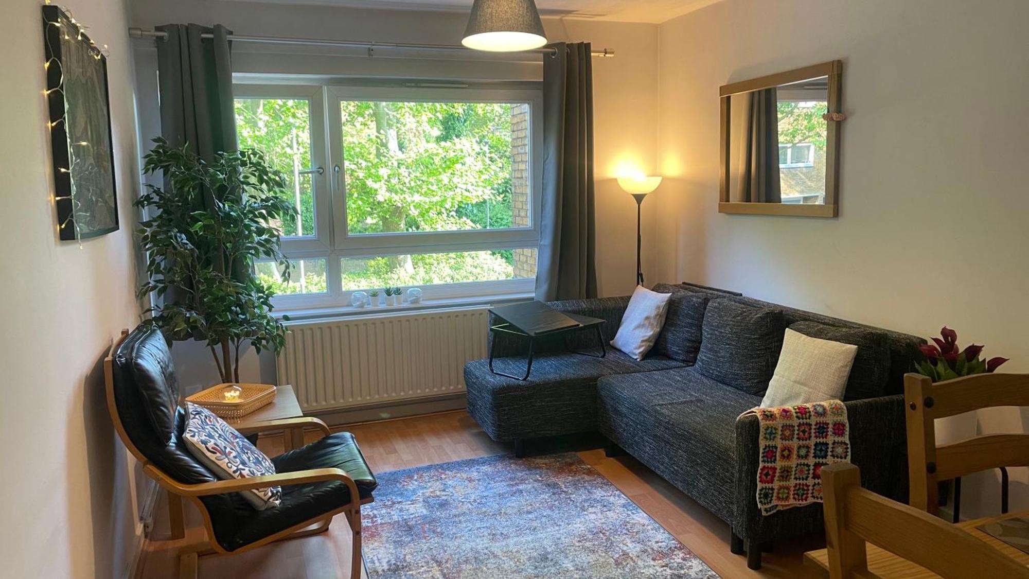 Cosy Flat For 4, Family Friendly, Private Parking, Close To Central London Eksteriør billede